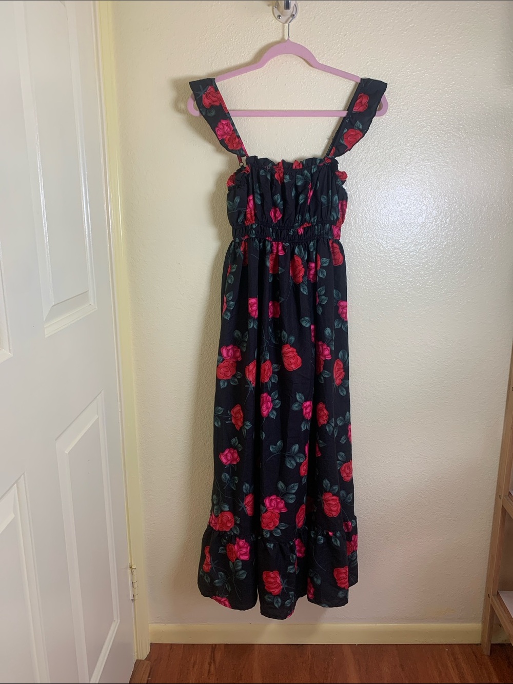NWOT POPULAR 21 Floral Smocked Black Maxi Dress, Size S